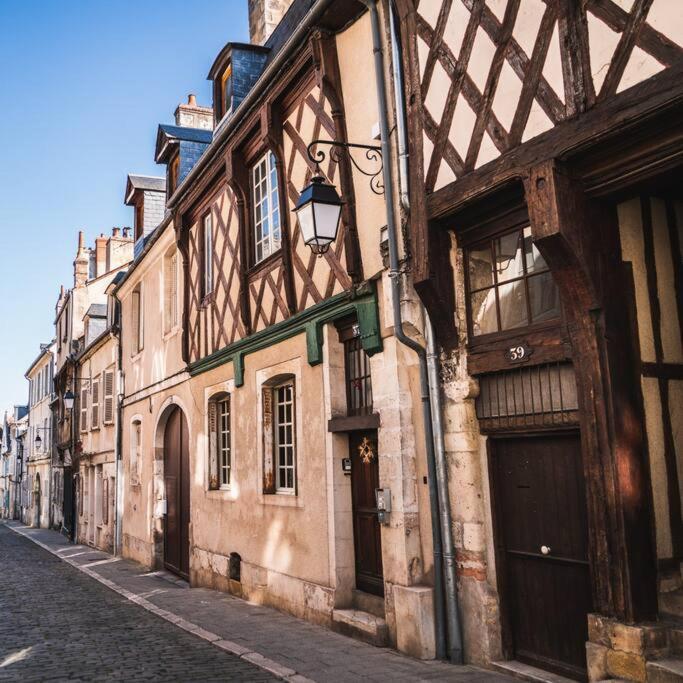 Appartement T2 Independant Au Coeur De La Ville Bourges Eksteriør bilde