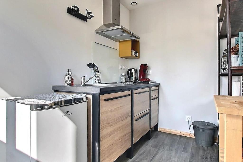 Appartement T2 Independant Au Coeur De La Ville Bourges Eksteriør bilde